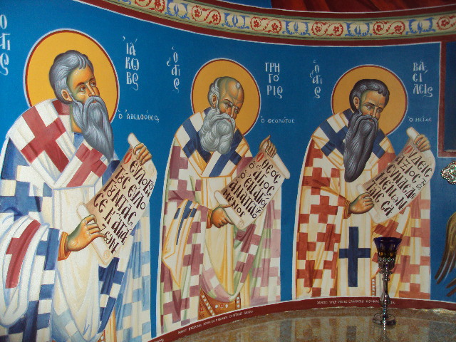 Άγιοι Ιάκωβος ο Αδελφόθεος, Γρηγόριος ο Θεολόγος, Βασίλειος ο Μέγας ( Κάτωθεν Πλατυτέρας. Διαστ.2 Χ 1.70,σκόνες αγιογρ.σε πανί)